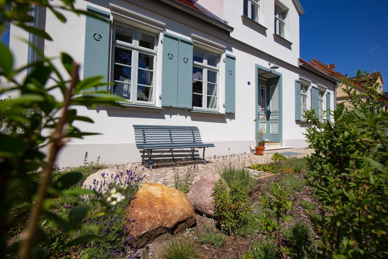 Vila Kapitaenshaus Luv & Lee Wustrow  Exteriér fotografie